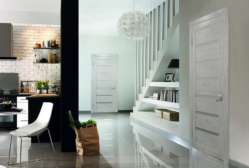 Biele dvere v interiéri: zaujímavé nápady a neobvyklé dizajnové riešenia