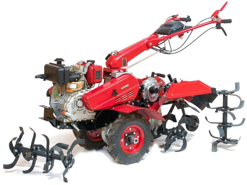 Vodný chladiaci naftový traktor s pohonom na vodu: typy zariadení a tipy na výber