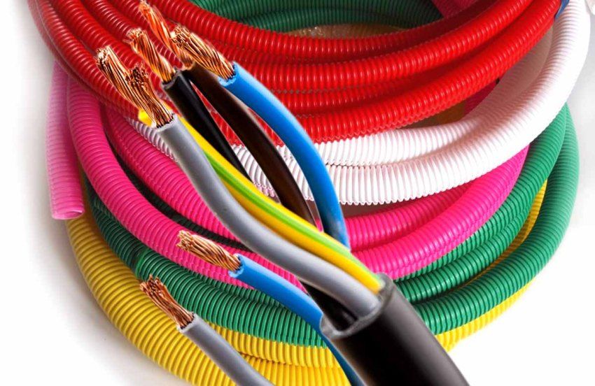 Vlnitý kábel: najlepšie riešenie pre izolovanú inštaláciu elektrických sietí