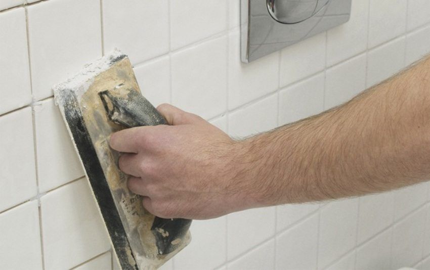 Ako urobiť malta dlaždice v kúpeľni s vlastnými rukami