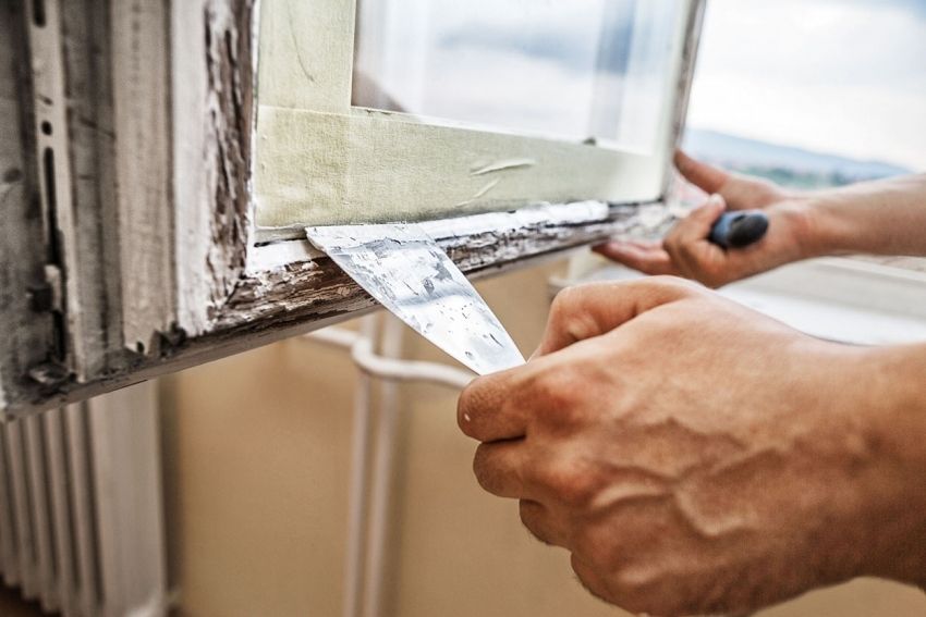 Ako izolovať drevené okná na zimu: najlepšie spôsoby a materiály