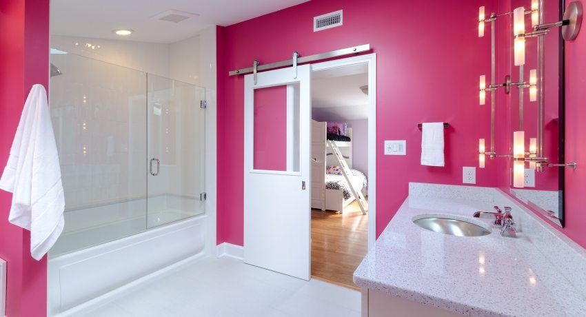 Ako si vybrať krásne a praktické dvere do kúpeľne a toalety