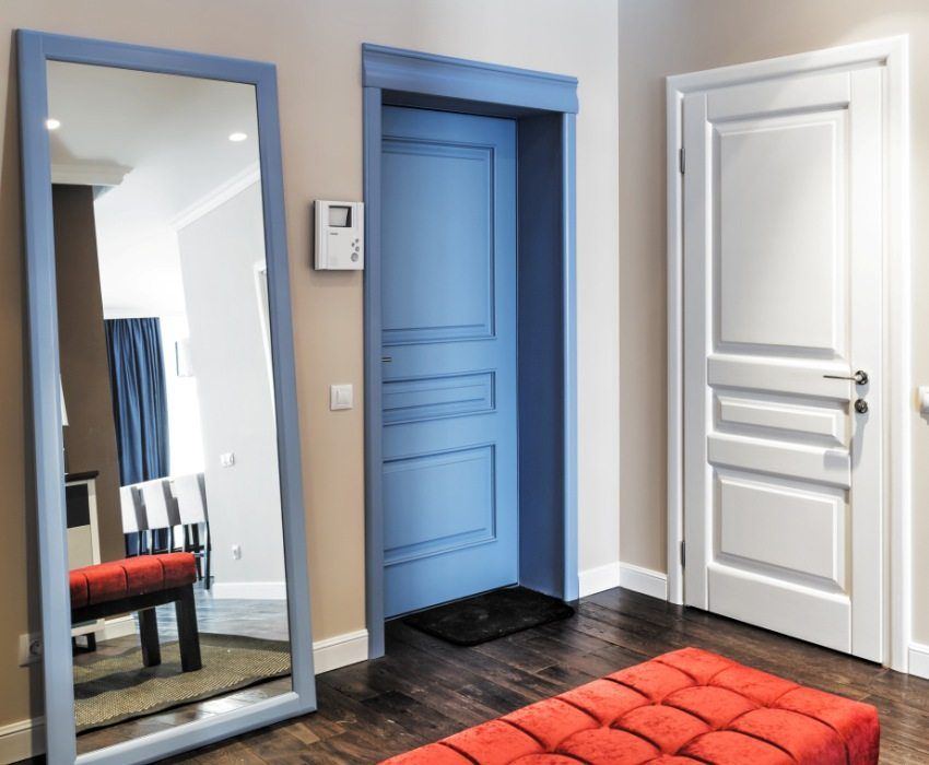 Ktoré dvere do bytu si vybrať: estetiku a bezpečnosť