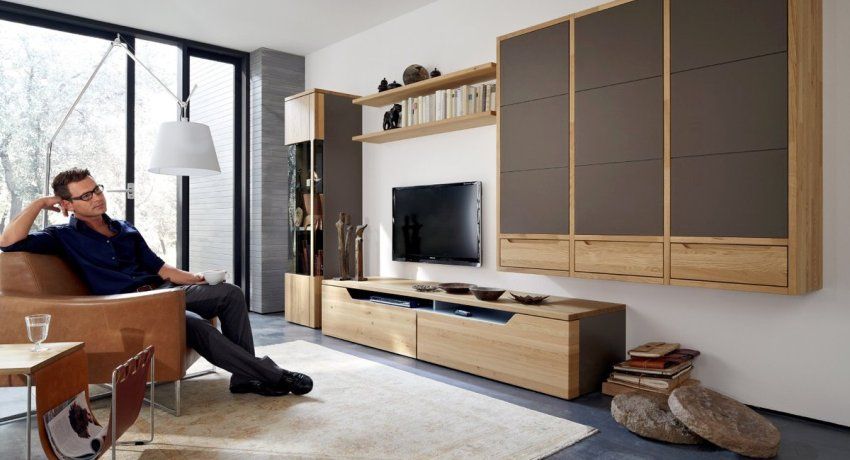 Drevený nábytok: jednoduchosť a exkluzivita v každom interiéri