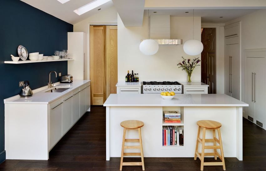 Sadrokartónové stropy pre kuchyňu: príklady fotografií a tipy na výber štýlu