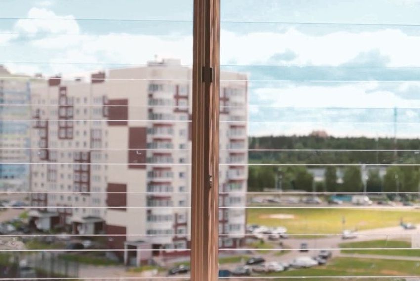 Priehľadné mriežky na oknách a ich funkčné výhody