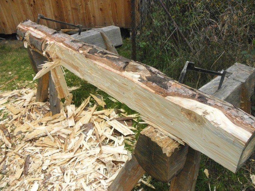 Lavička z dreva so svojimi vlastnými rukami pre záhradu