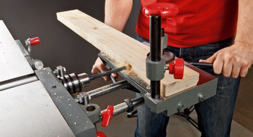 Do-it-yourself drevo sústruh: tipy na výrobu a používanie