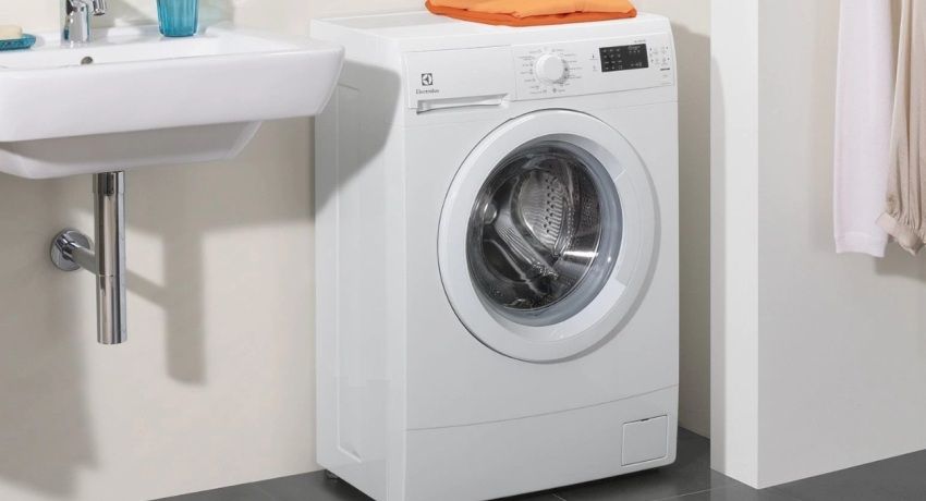 Úzke práčky: ako si vybrať kompaktné spotrebiče pre domácnosť